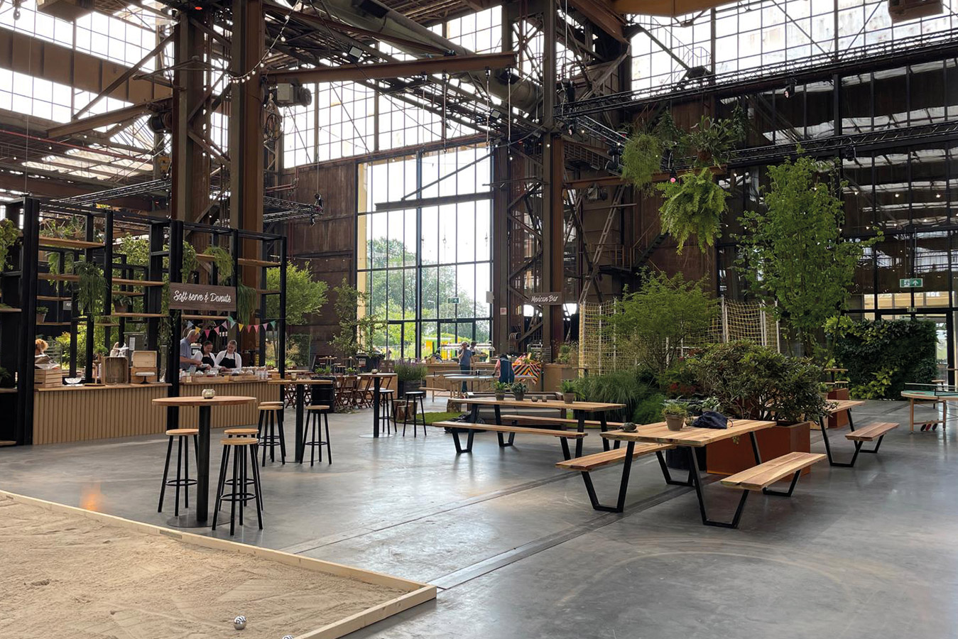 template events image grid image landscape 2 1349x900px