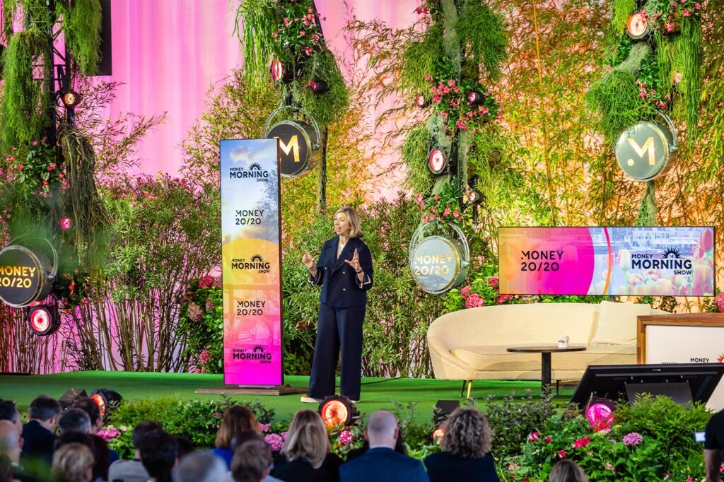 template events image grid overlay image right 900x1351px v2